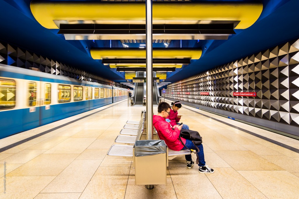 Olympia-Einkaufszentrum Station