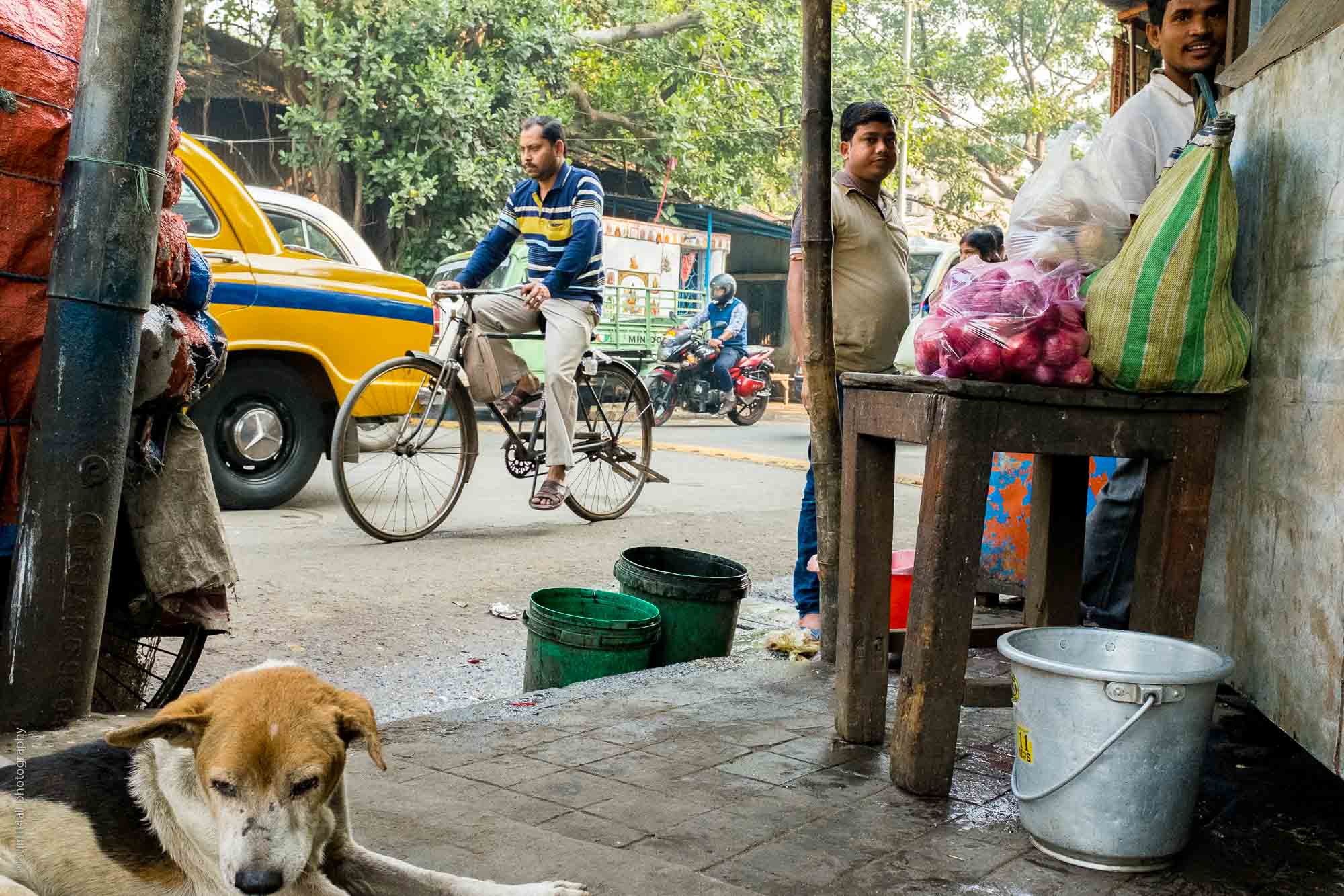 A busy day on the streets of Kolkata
